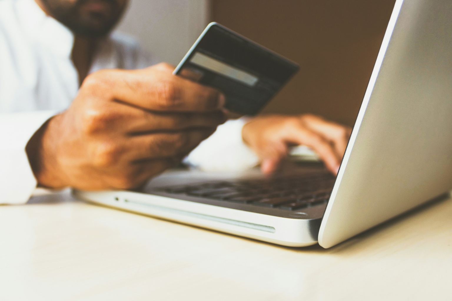 What Travel Advisors Should Know Before Charging Service Fees